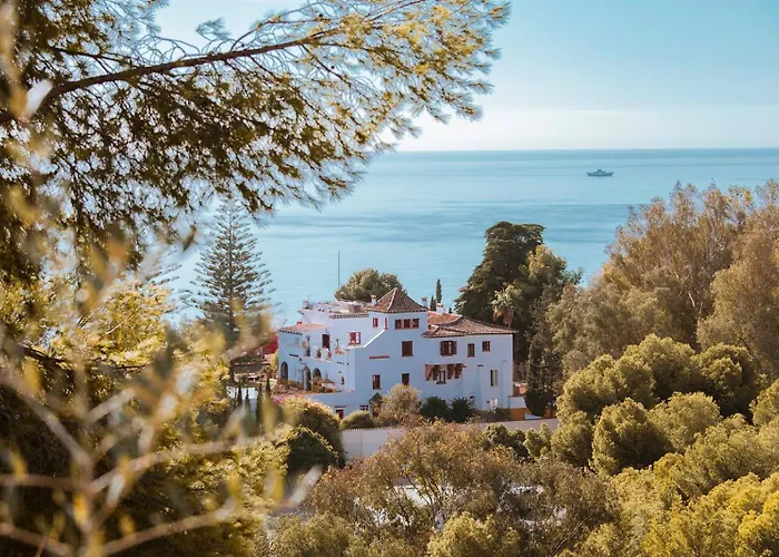 Hacienda Clavero Eight Sea View Apartment