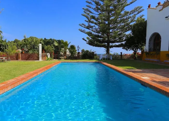Hacienda Clavero Eight Sea View Apartment
